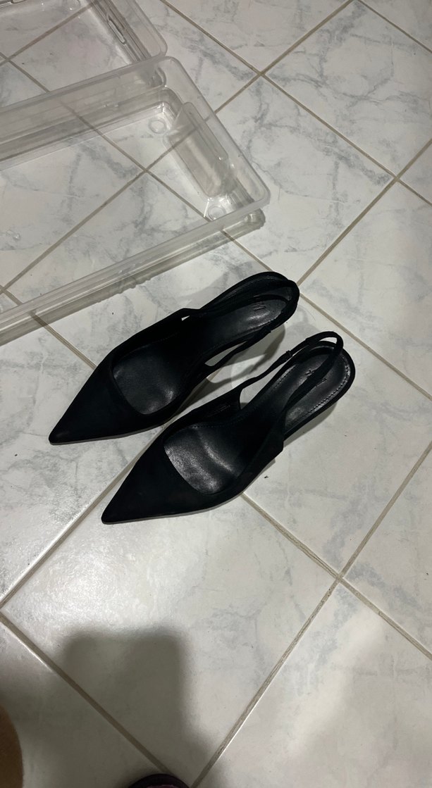 Siyah Tokalı Stiletto Kadın Ayakkabı - Görsel 3