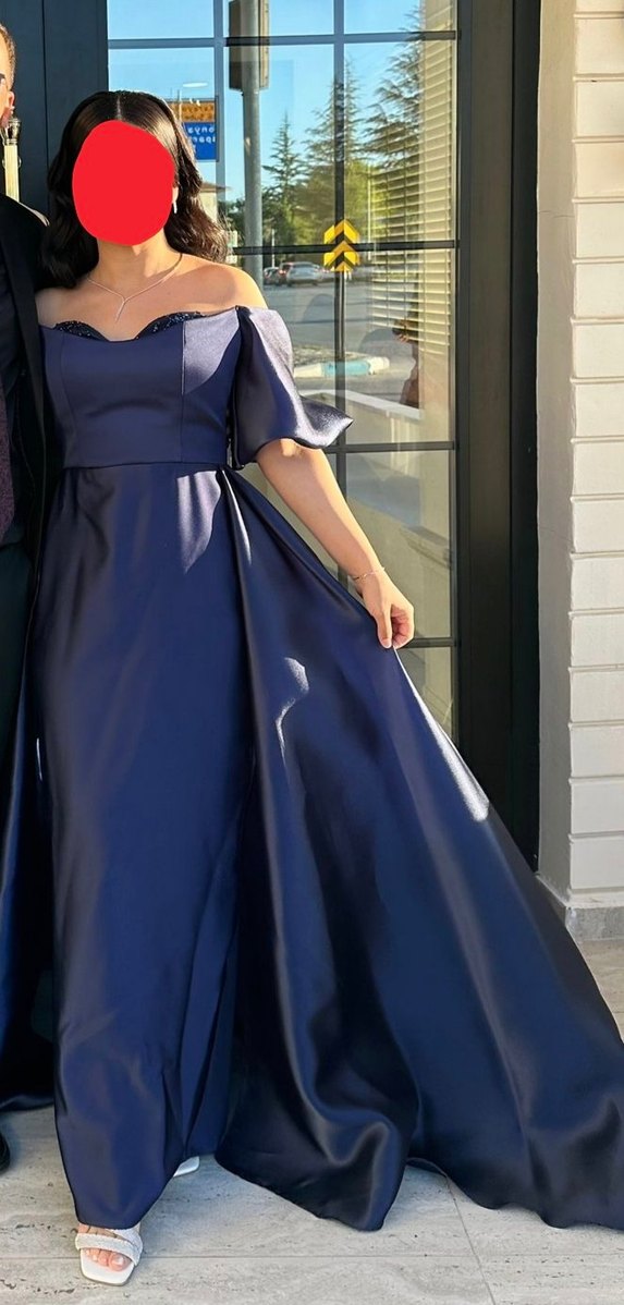 Uzun Lacivert Kuyruklu Kadın Abiye Elbise - Görsel 2