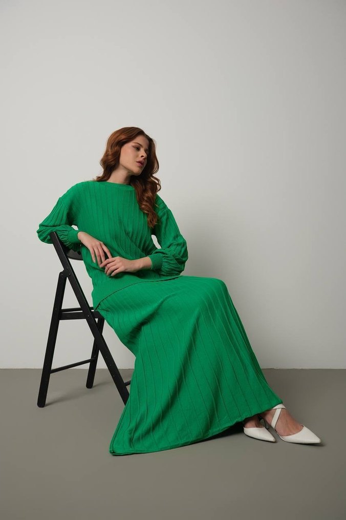 Yeşil Pilili Uzun Triko Elbise - Görsel 2