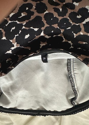 Kahverengi Yılan Desenli Straplez Büstiyer - Görsel 3