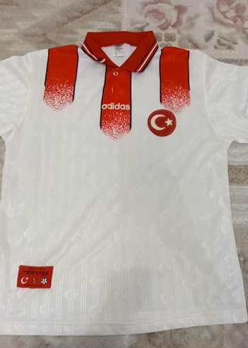 Kırmızı Kısa Kollu Erkek Forma - Görsel 3