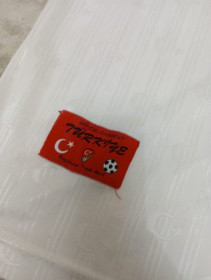 Kırmızı Kısa Kollu Erkek Forma - Görsel 4