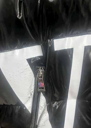 Moncler Valantino Siyah Parlak Erkek Mont - Görsel 2