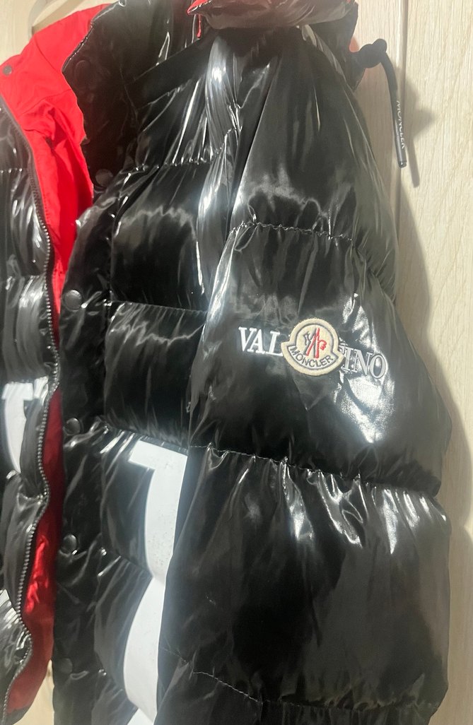 Moncler Valantino Siyah Parlak Erkek Mont - Görsel 5