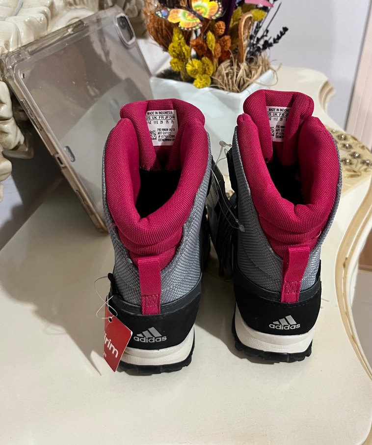 Adidas Kız Çocuk Gri-Pembe Cırtcırtlı Spor Ayakkabı - Görsel 4