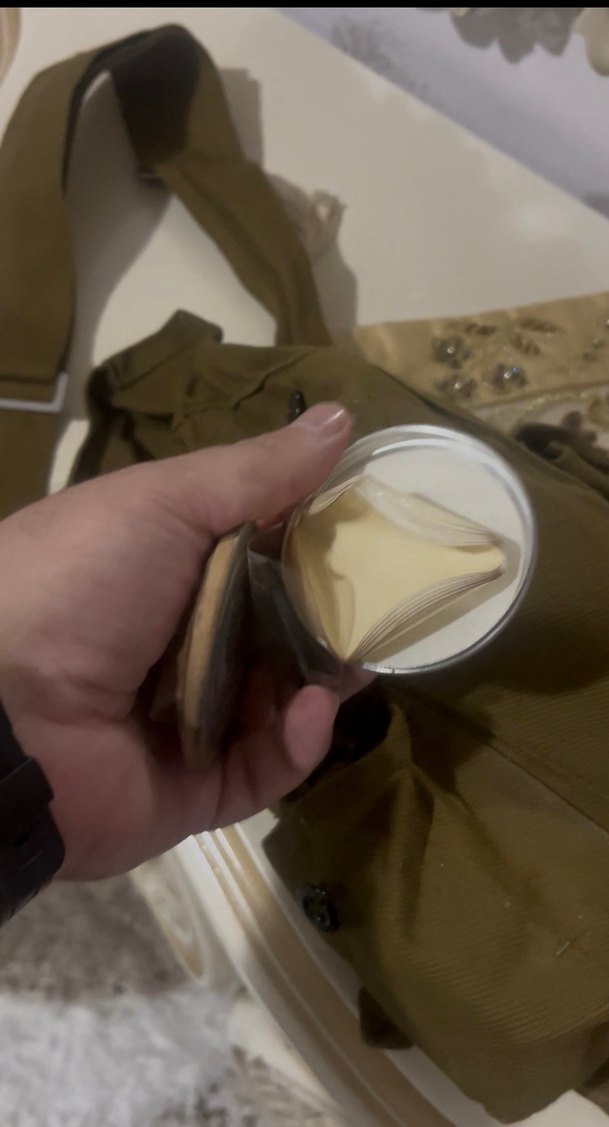 Gaz maskesi Bej ve Gri Aksiyon Figürü - Görsel 4