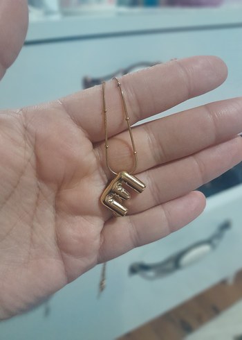 E harfli kolye - Görsel 2