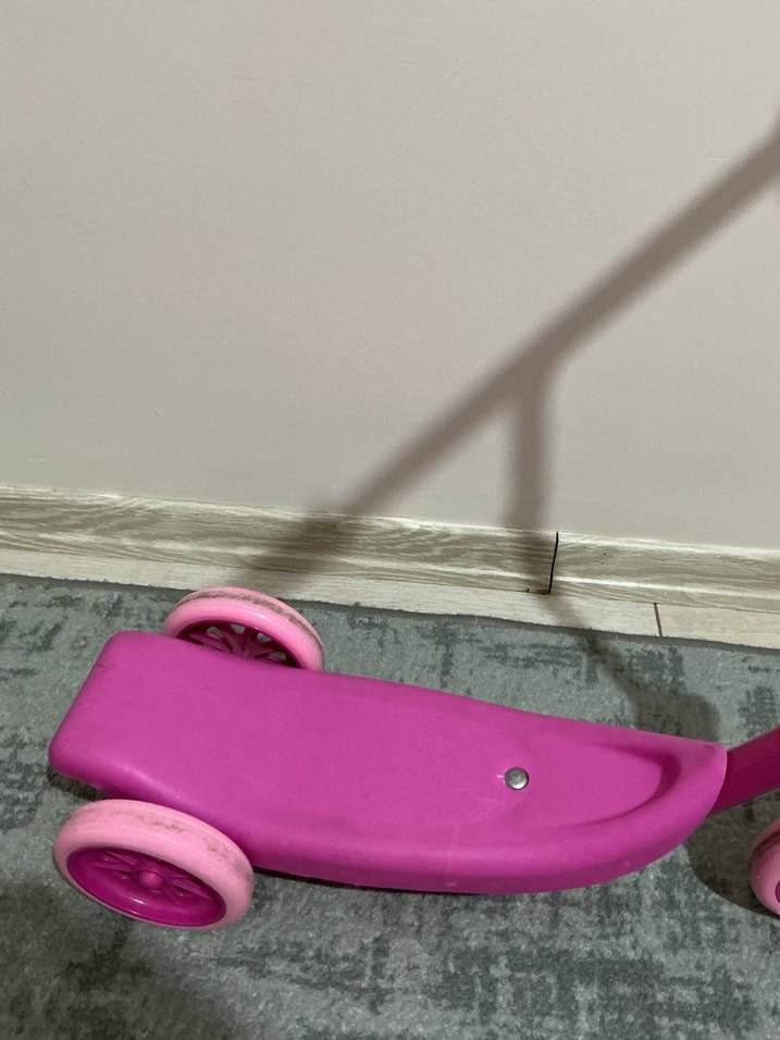 Pastel Pembe Çocuk Scooter'ı - Görsel 2