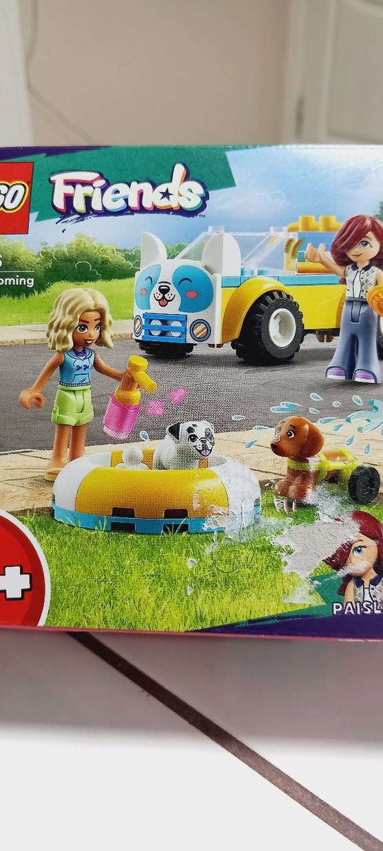 LEGO Friends Köpek Bakımı Seti kutusundadır - Görsel 3