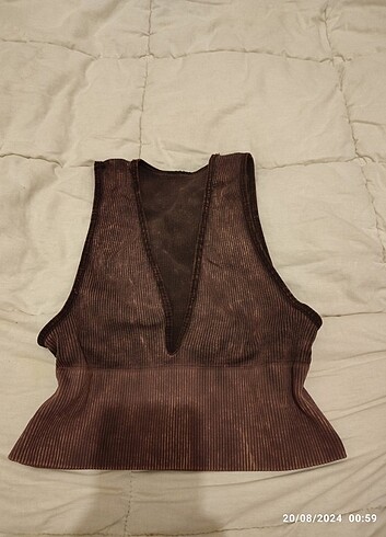Urban Outfitters Yıkamalı V Yaka Urban Outfitters Top