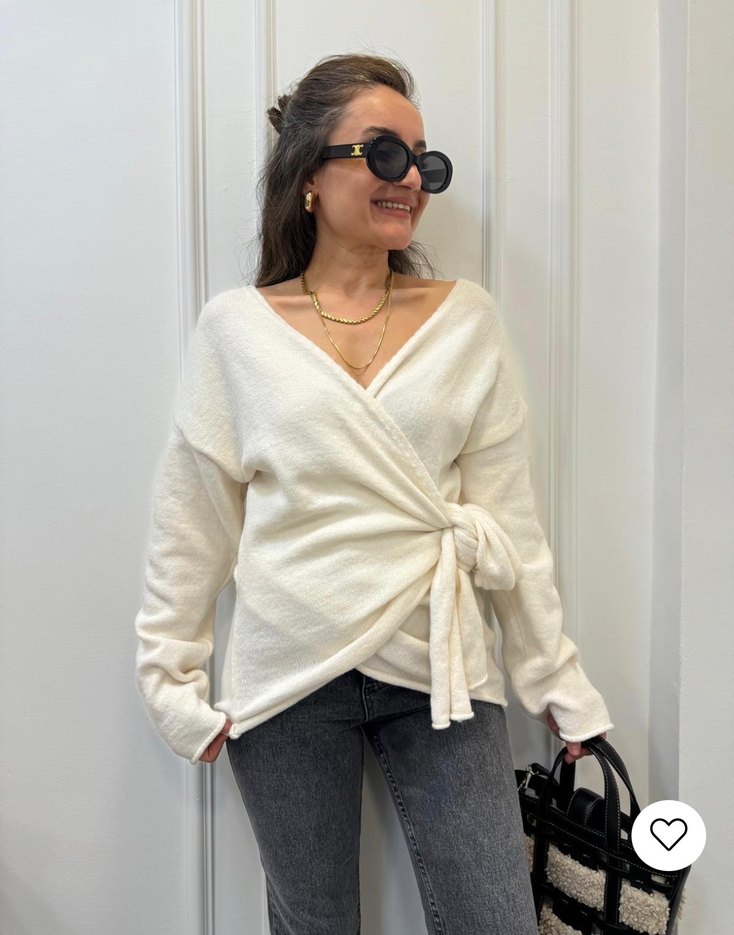 Beyaz V Yaka Örgü Salaş Kazak - Görsel 2