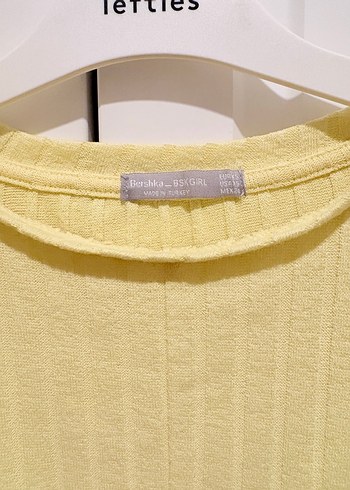 Sarı Pilili Kısa Kollu Kadın Tişört - Görsel 2