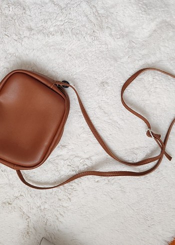 Taba Minimalist Deri Kadın Çapraz Çanta - Görsel 2