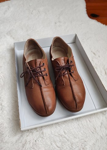 Kahverengi Gerçek Deri Kadın Klasik Ayakkabı - Görsel 2