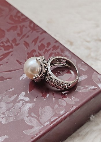 Dantel Detaylı Vintage İnci Yüzük - Görsel 2