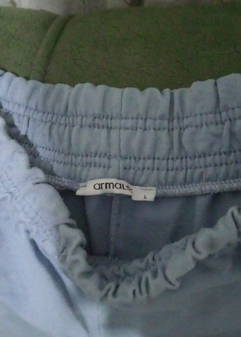 Mavi Pamuklu Rahat Kesim Mini Şort - Görsel 3