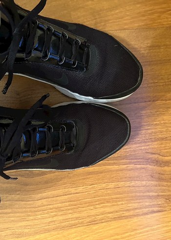 Nike 38,5