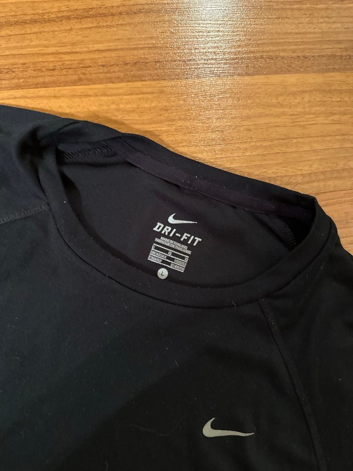 Nike Siyah Kısa Kollu Erkek Tişört - Görsel 3