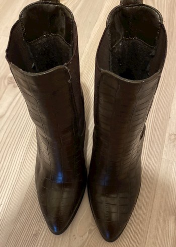 Nine West Koyu Kahverengi Croco Desenli Sivri Burun Cizme Nine West