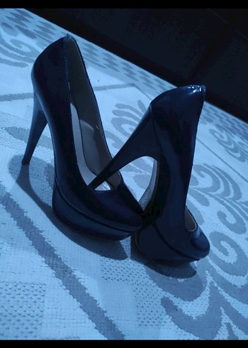 Parlak Lacivert Stiletto Topuklu Kadın Ayakkabı - Görsel 3