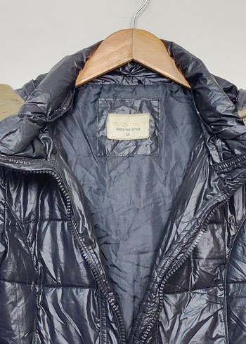 Kürklü Siyah Kadın Kışlık Mont - Görsel 2