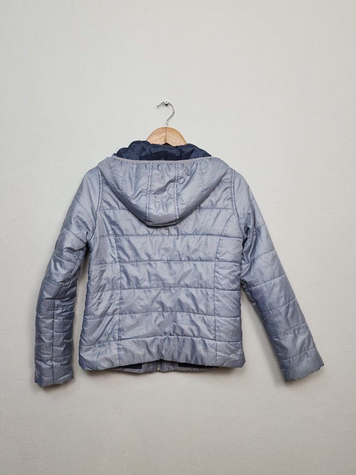 Gri Kapüşonlu Kadın Mont - Görsel 3