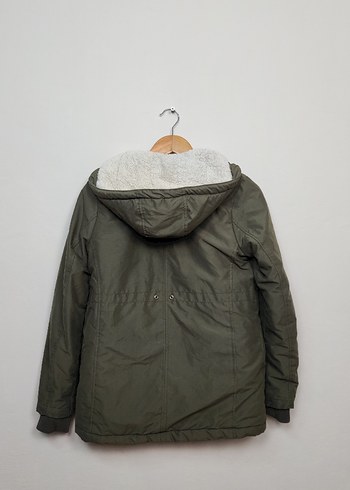 Düğmeli Kapüşonlu Kadın Mont - Görsel 4