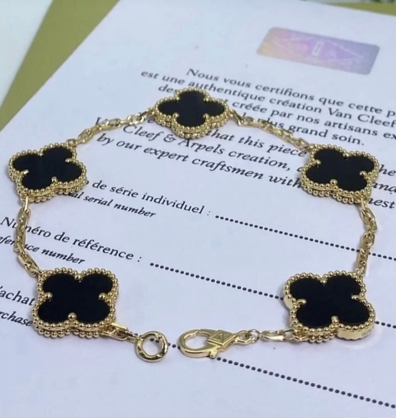 Altın Renkli Zincir Detaylı Çiçek Bileklik - Görsel 2