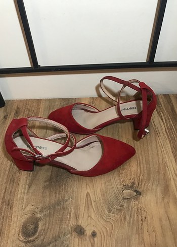 Koton Kırmızı Süet Tokalı Kadın Topuklu Ayakkabı - Görsel 3
