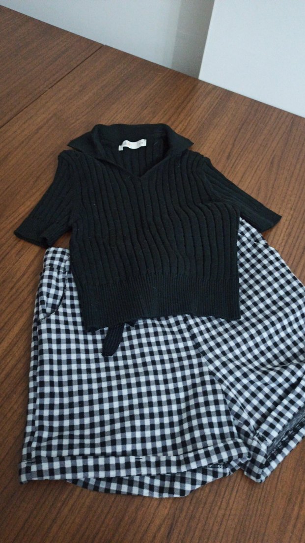 Siyah Triko Salaş Mini Şort - Görsel 2