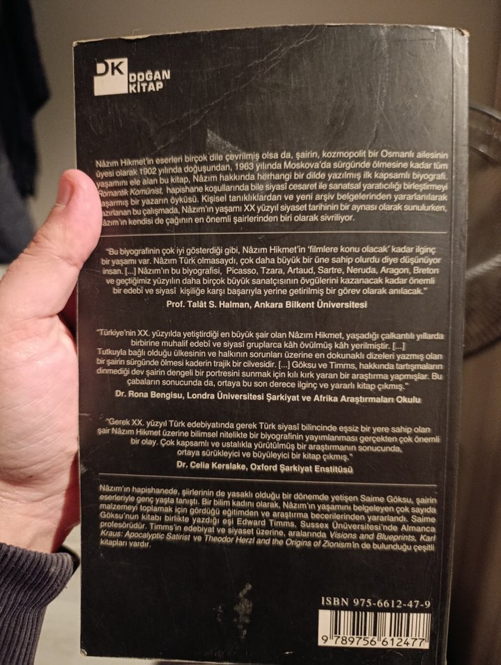 Romantik Komünist - Nazım Hikmet'in Yaşamı ve Eseri - Görsel 2
