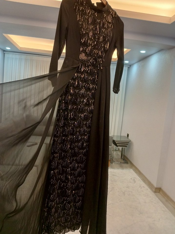 Drapeli Siyah Uzun Kollu Gotik Abiye Elbise - Görsel 3