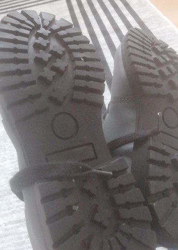 Gri Erkek Bağcıklar - Gotik Sokak Stili 34 numara - Görsel 3