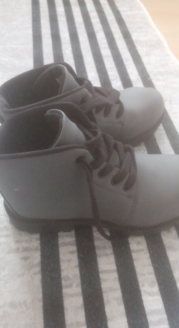 Gri Erkek Bağcıklar - Gotik Sokak Stili 34 numara - Görsel 2