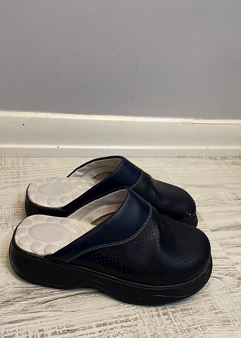 Siyah Kadın Dolgu Topuklu Terlik - Görsel 3