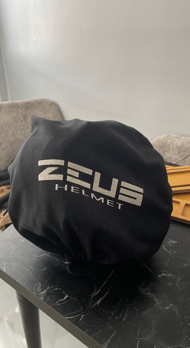 Desenli Siyah Seramik Biker Kask Zeus model - Görsel 3