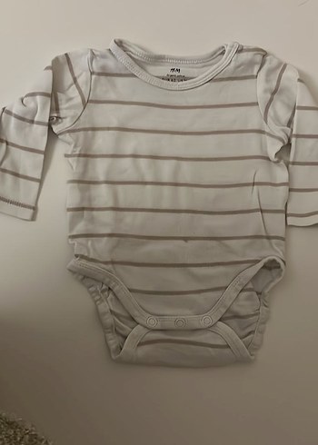 H&M body set 3-6 ay - Görsel 3