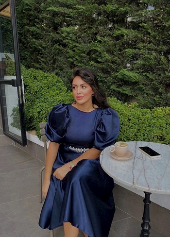 Lacivert Saten Uzun Elbise - Görsel 2