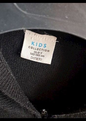 Siyah kapüşonlu triko erkek çocuk - Görsel 6