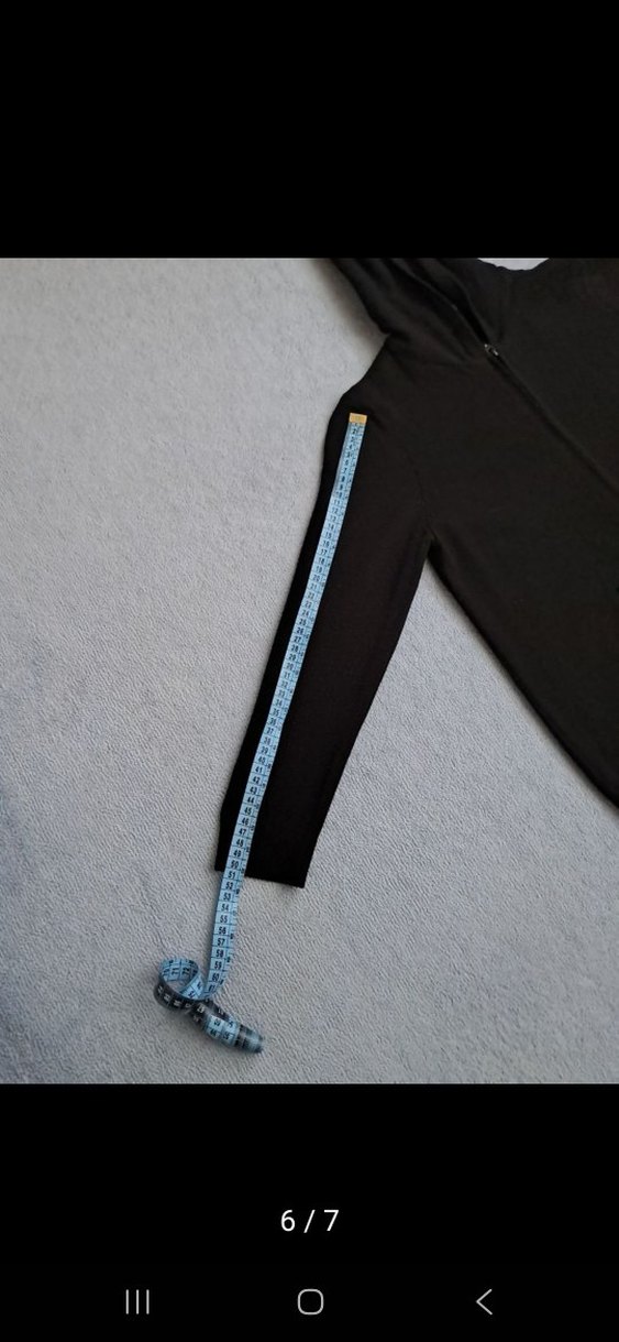 Siyah kapüşonlu triko erkek çocuk - Görsel 2