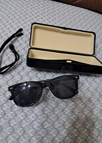 Parlak Siyah erkek çocuk Gözlüğü - Görsel 2