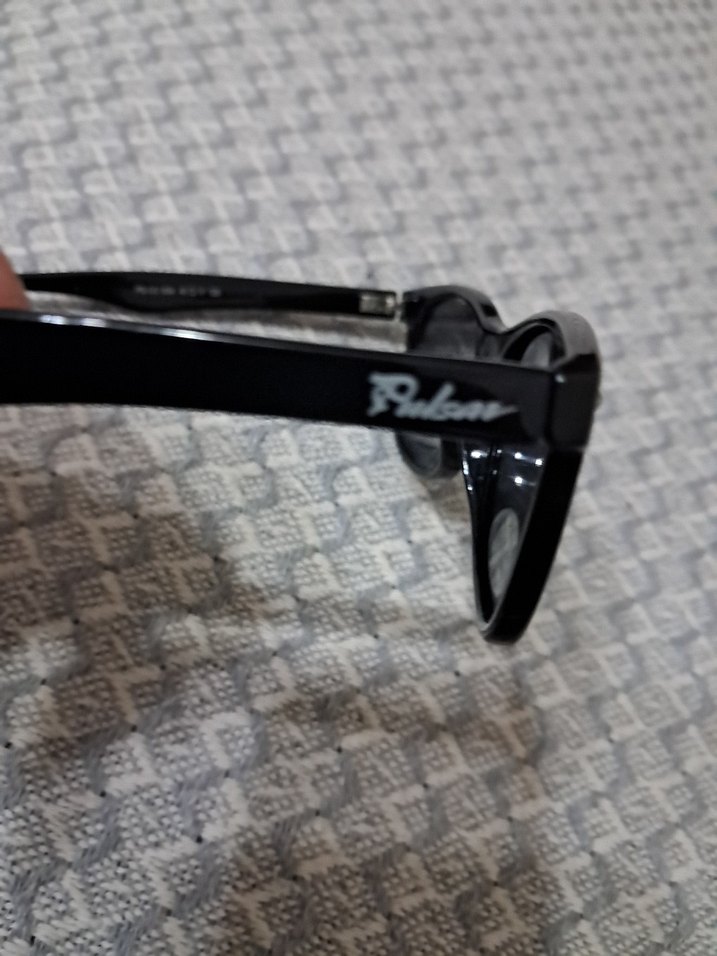 Parlak Siyah erkek çocuk Gözlüğü - Görsel 4