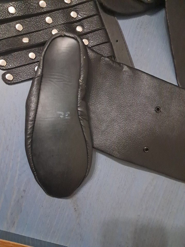 Erkek Çocuk Deri Kemer ve Eldiven Seti - Görsel 3