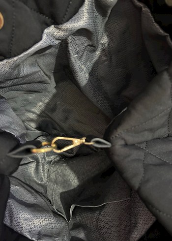 Siyah çanta - Görsel 3