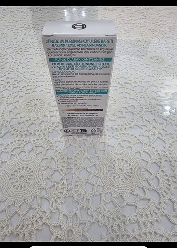 L'Oréal Paris Bright Reveal SPF 50 Orta Tonlu Yüz Kremi - Görsel 2