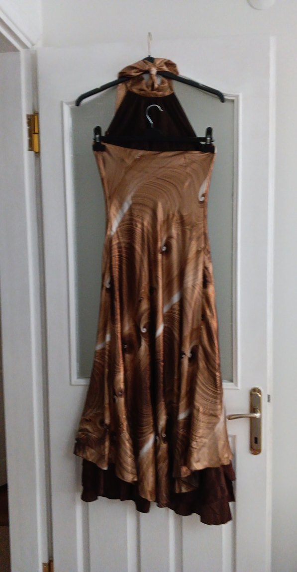 Kahverengi Parlak Drapeli Uzun Kadın Elbise - Görsel 4