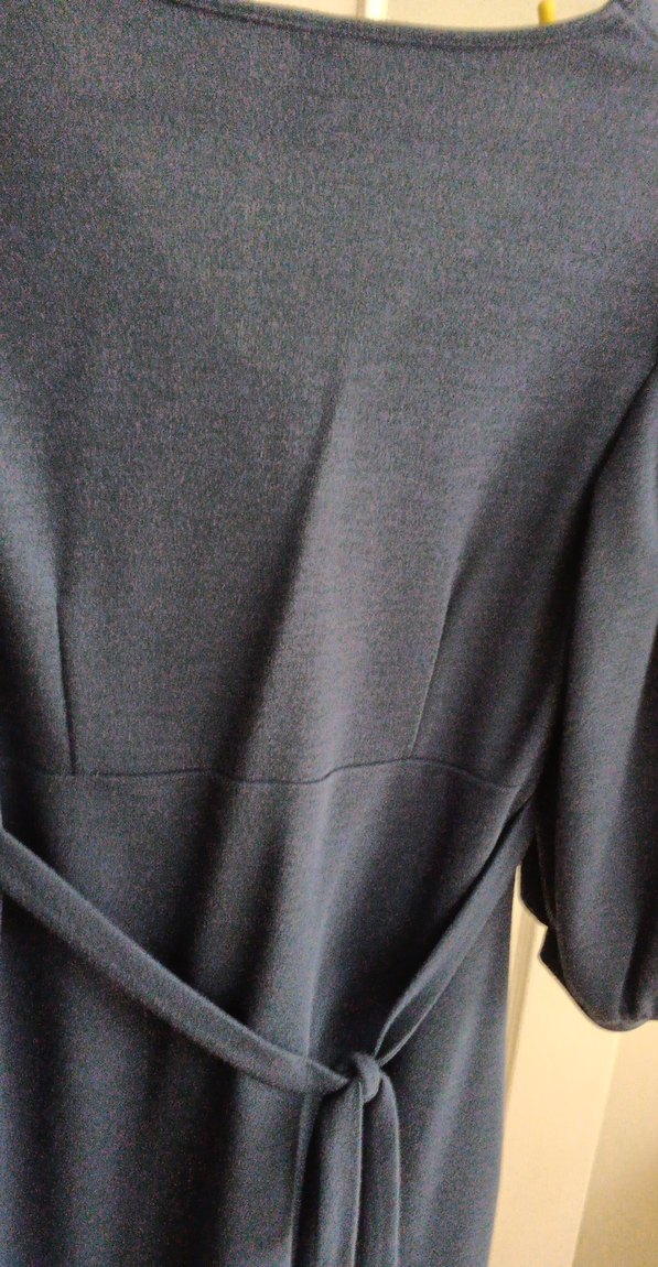 Lacivert V Yakalı Salaş Midi Triko Elbise - Görsel 4