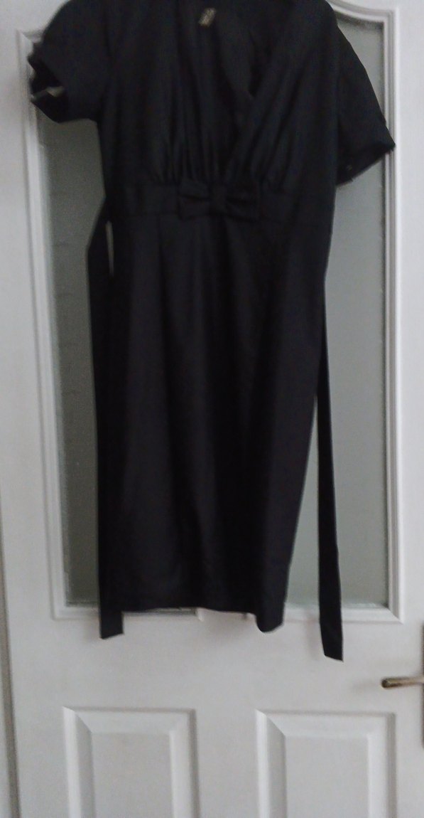 Siyah Şık Kumaşlı Elbise - Görsel 2