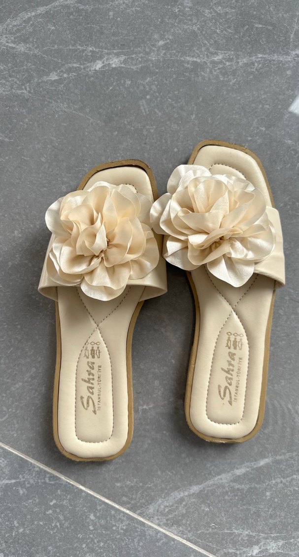 Bej Kadın Fırfırlı Terlik - Görsel 5