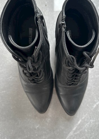 Siyah Hakiki Deri Tokalı Stiletto Topuklu Kadın Bot - Görsel 2